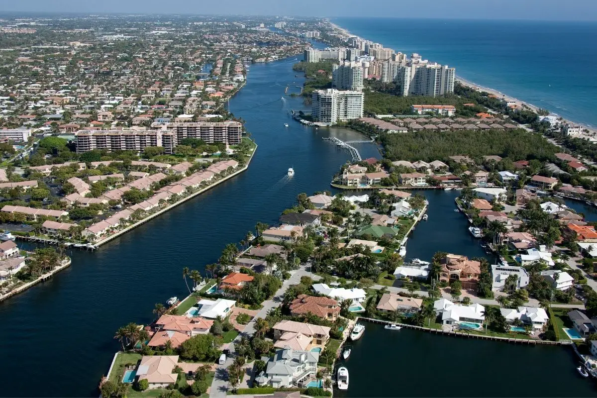 Is Boca Raton, Florida, A Good Place To Live? (Pros And Cons) - Home 